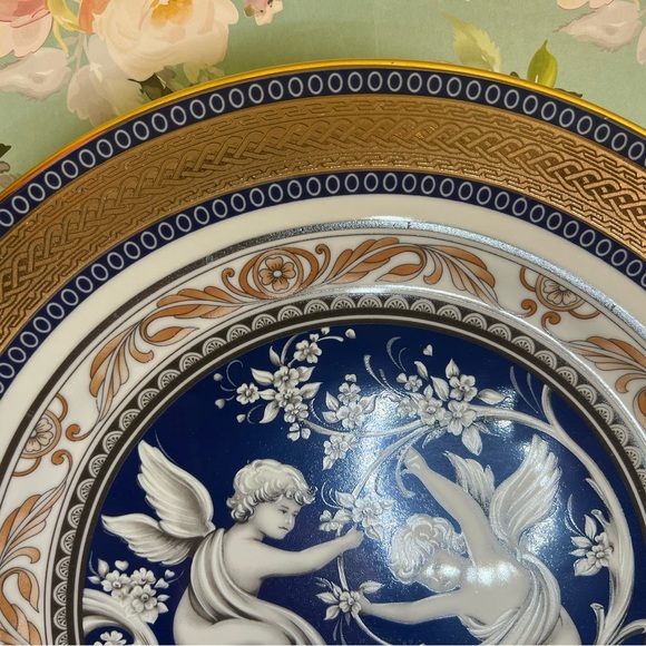 Fine Italian Design China plate, angels gold and blue design, so elegant plate! - Picture 8 of 13